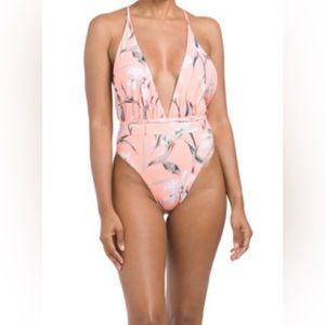 NWT Maaji Tropical One Piece Reversible Boho swimsuit in peach.Size Large